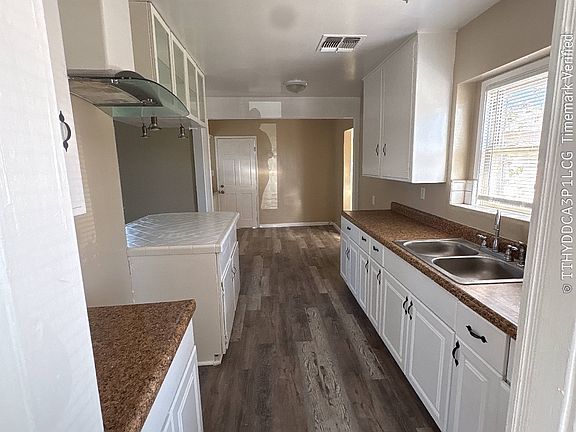 4th image of 2225 Eldora Pl #1