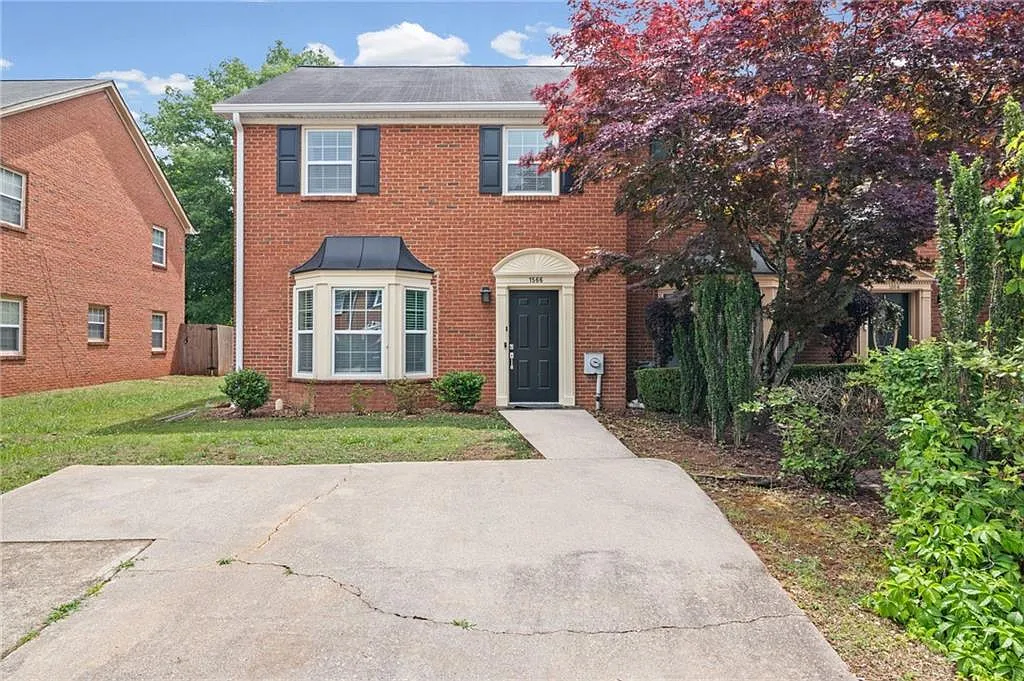 3 bed, 3.0 bath, 1508 sqft, $2,700 — Photo 2