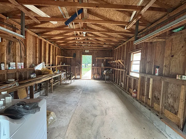 4 Wilder Dr — Photo 3