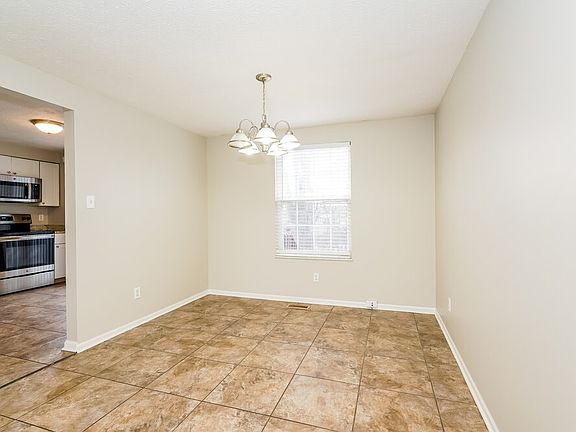 5th image of 1628 Beckenbauer Ln