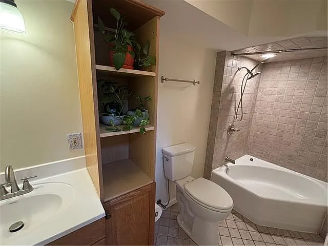 7720 Hickory St — Photo 4
