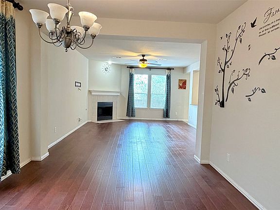 3rd image of 2405 Reston Dr