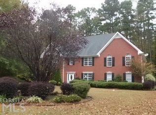 110 Julia Ct, Fayetteville, GA 30214