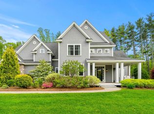 10 Lilac Court, Bedford, NH 03110