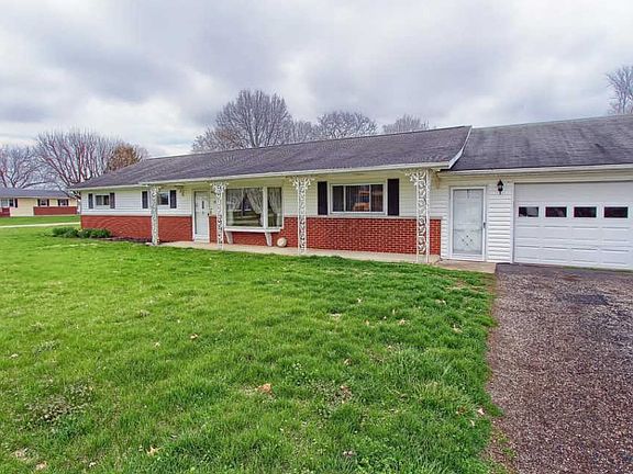 4th image of 387 Ludwig Dr