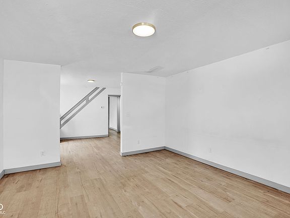 5th image of 1519 English Ave