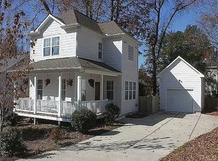 1011 Applethorn Dr, Apex, NC 27502