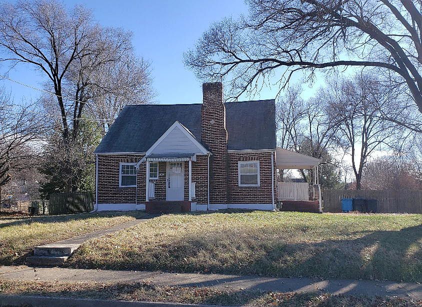 1st image of 2403 Floraland Dr NW