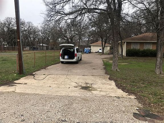 2nd image of 13045 Forest Glen Ln