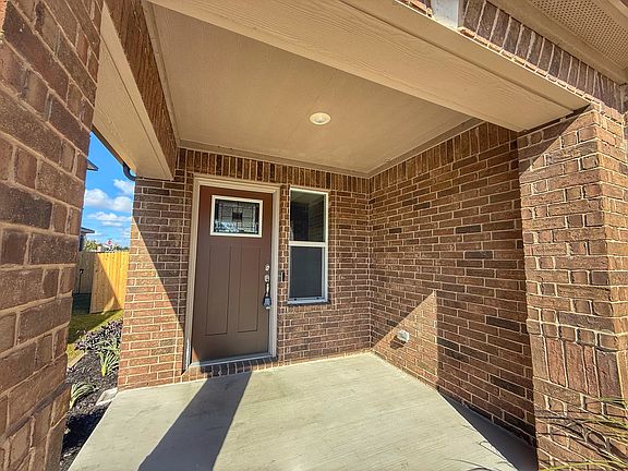 2nd image of 108 Bass Ln