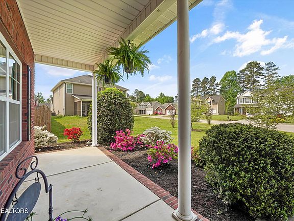 4th image of 5312 Castle Pines Ln