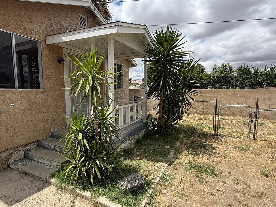 113 1/2 Harris Dr #113-1/2