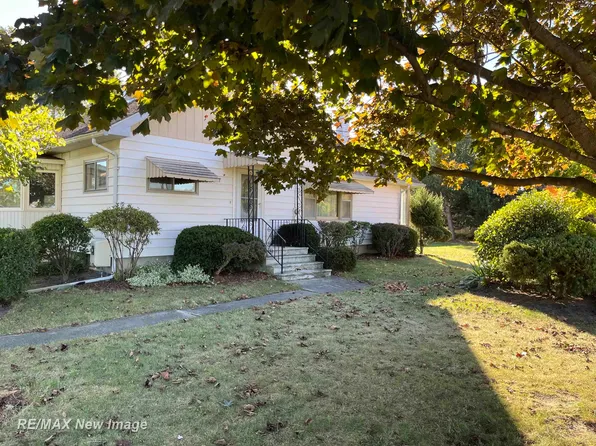 7091 Kraenzlein Rd, Bay City, MI 48706