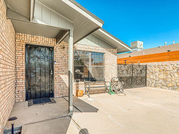 2nd image of 255 Sunset Hills Dr