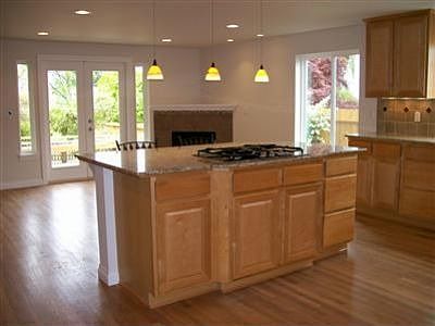 Large flowing kitchen