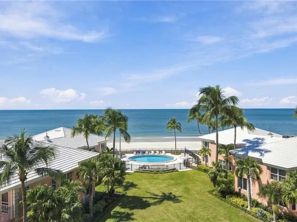2401 Gulf Shore BLVD N #52, NAPLES, FL 34103