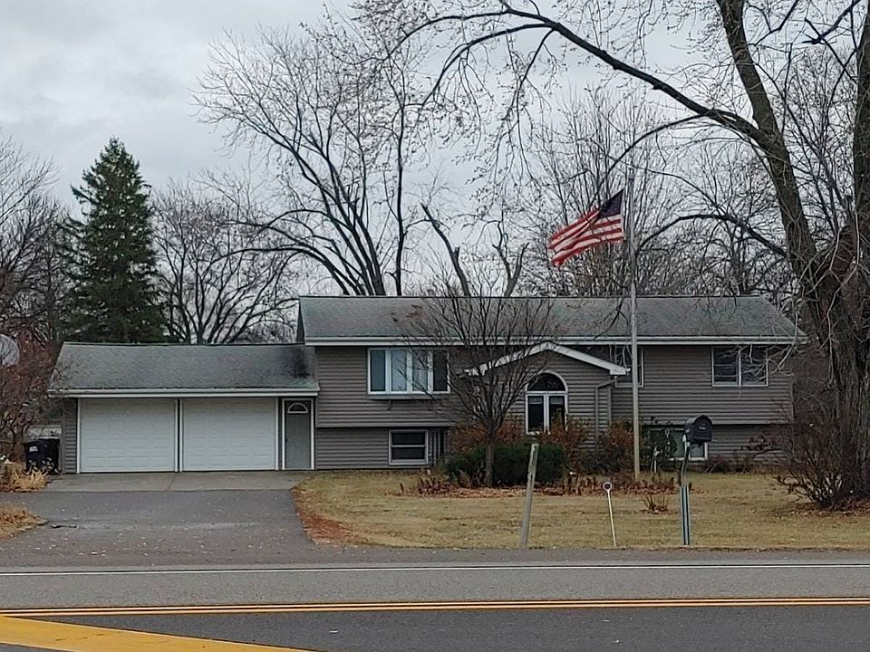 1st image of 19878 Chippendale Ave W