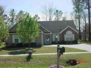 107 Ashley Meadow Ln, Jacksonville, NC 28546