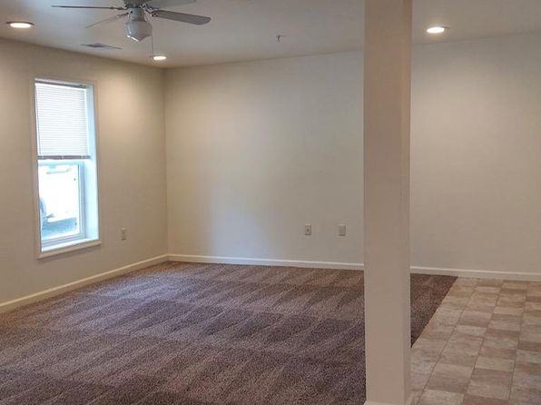 273 Cherry Hill Rd #3B