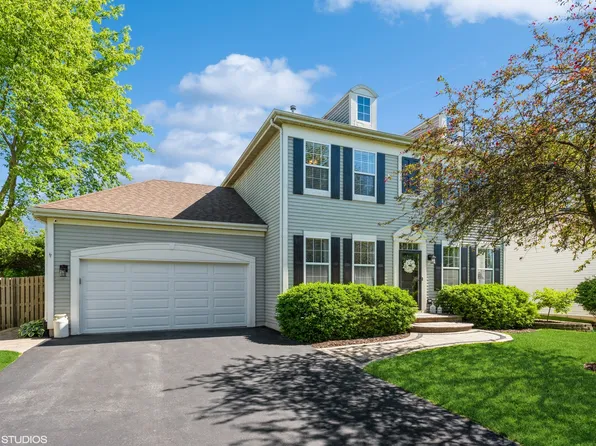 2540 Barnhart St, West Chicago, IL 60185