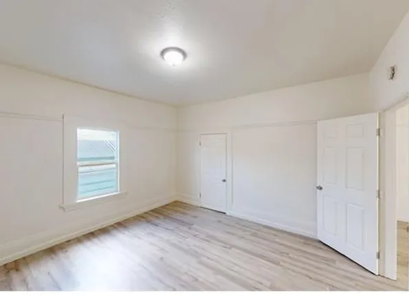 1128 34th St, Oakland, CA 94608