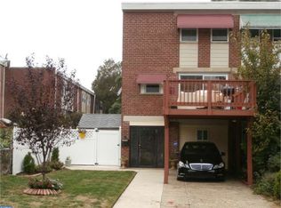 6727 Lindbergh Blvd, Philadelphia, PA 19142