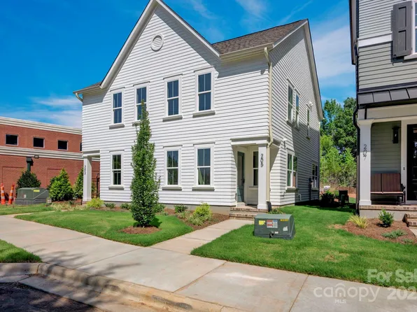 205 Davidson Gateway Dr, Davidson, NC 28036