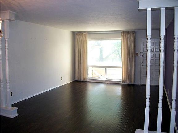 3rd image of 2525 Turtle Creek Blvd APT 205