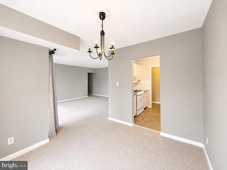 3830 Lyndhurst Dr #303 — Photo 6