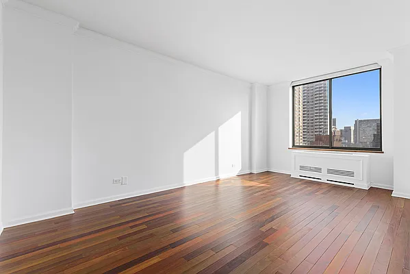 Sold by Corcoran | media 6