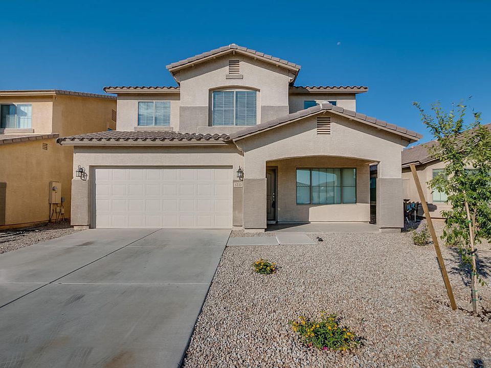 1st image of 1233 W Mesquite Tree Ln
