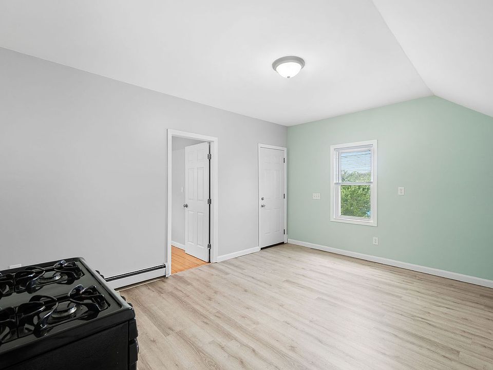 2325 Penn Street Apartment Rentals Providence, RI Zillow
