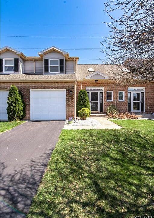 1st image of 1336 Howard Ln
