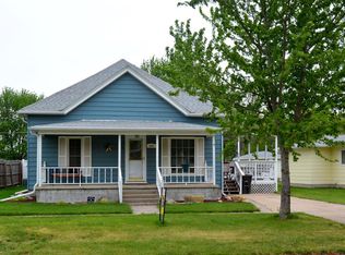 408 N Kearney Ave, Harvard, NE 68944