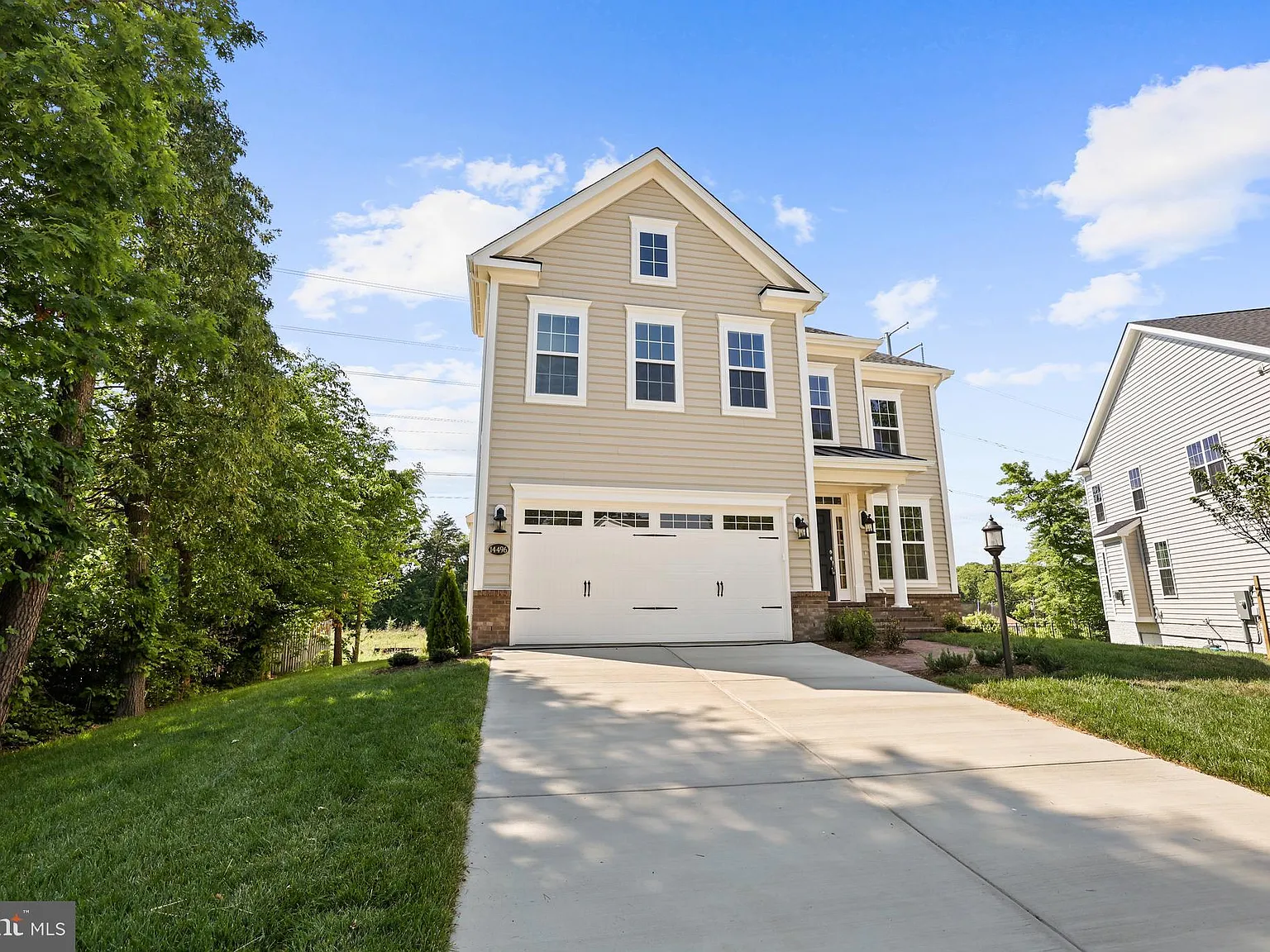 4 bed, 4.5 bath, 3661 sqft, $5,500 — Photo 3