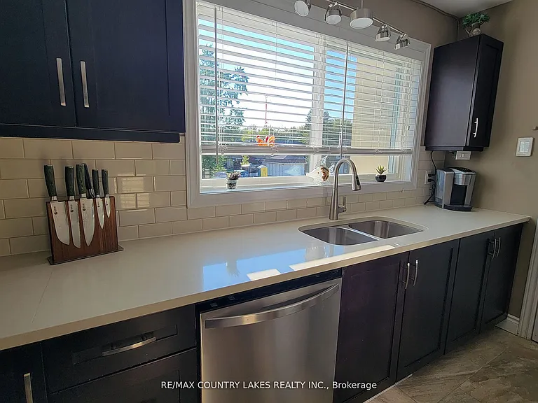 4 Paradise Blvd #11 — Photo 23