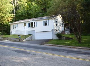 655 Hapgood St, Athol, MA 01331