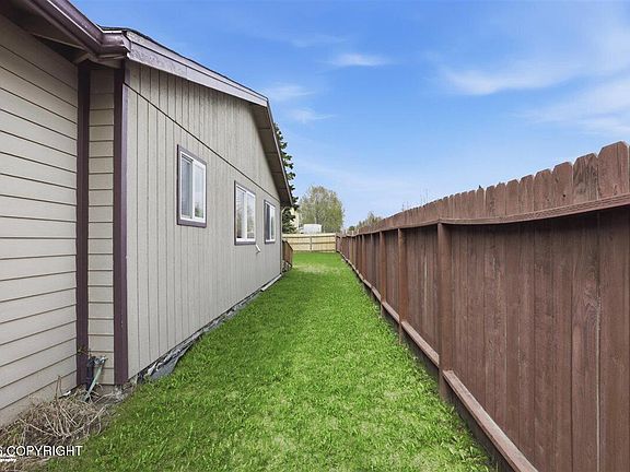 4th image of 2531 Cleo Ave