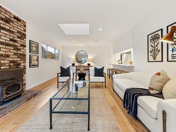 4th image of 46 Lucas Park Drive