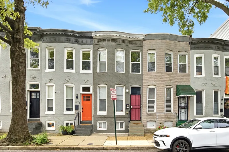415 E Federal St
