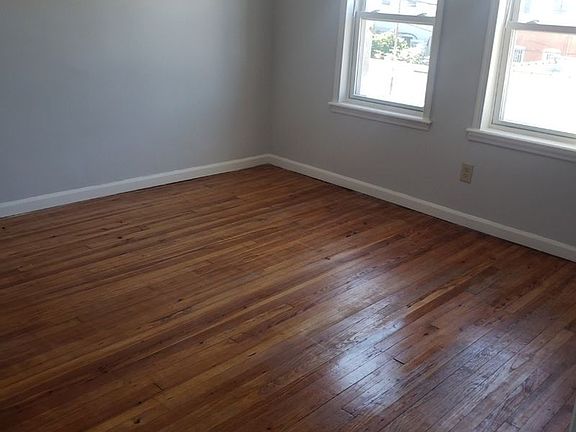 5th image of 21-46 37th St #1