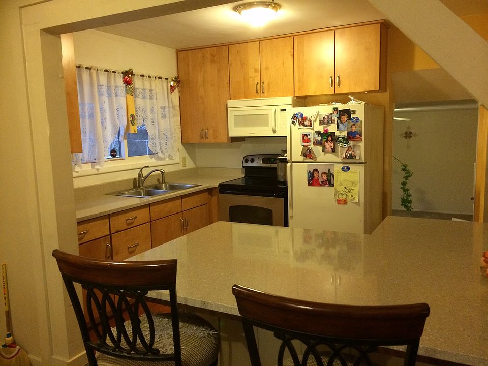 Kitchen/microwave