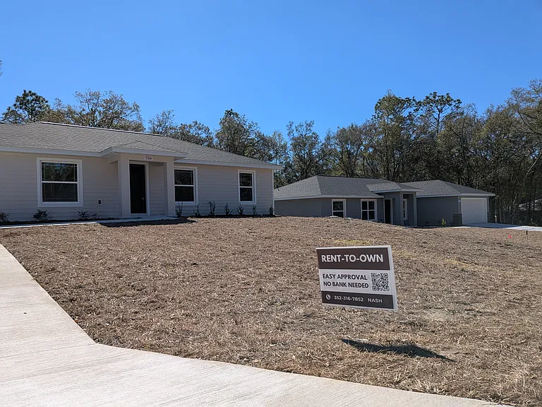 754 W Deacon Pl — Photo 17