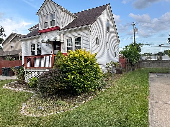2nd image of 22420 Glen Ct