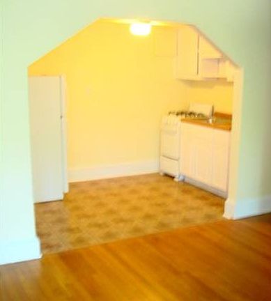 3rd image of 270 8th Ave APT 7