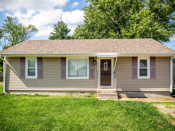 637 Felix St, Marshall, MO 65340