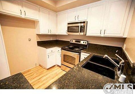 5th image of 22100 Burbank Blvd Unit 253F