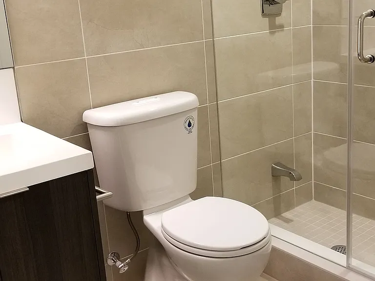 101 Erskine Ave #2201 — Photo 10