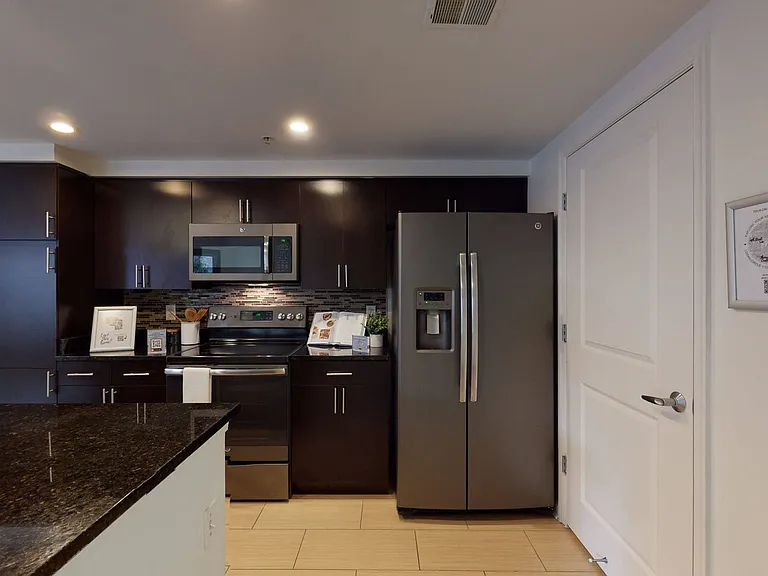 1301 Thomas Circle — Photo 74