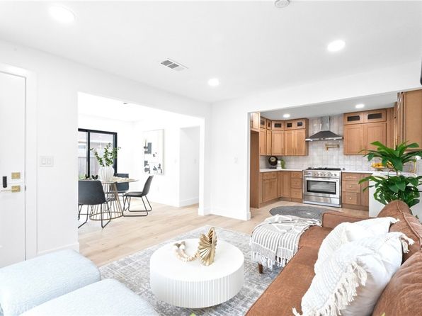 2220 Halladay St, Santa Ana, CA 92707